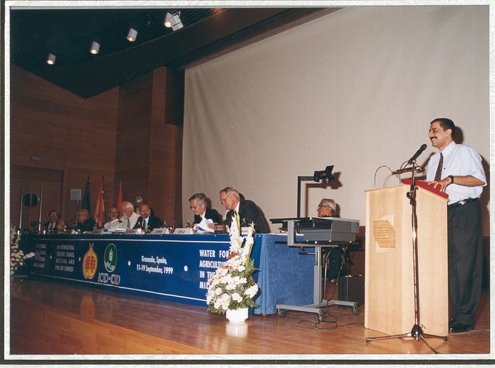 Prof. Mohamed Rami Mahmoud — International Commission on Irrigation and Drainage event, Granada, Spain, 1999
